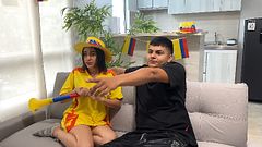 Mi Cachonda Latina Mejor Amiga Me Espera Sin Ropa Interior Y Apuesta